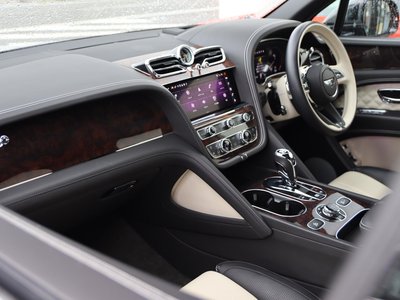 2021 Bentley BENTAYGA — миниатюра 70