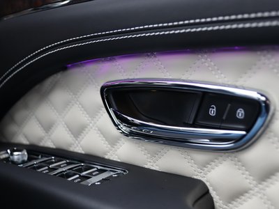 2021 Bentley BENTAYGA — миниатюра 53