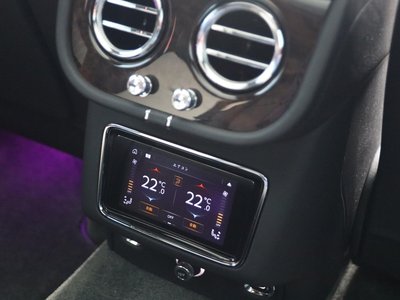 2021 Bentley BENTAYGA — миниатюра 57