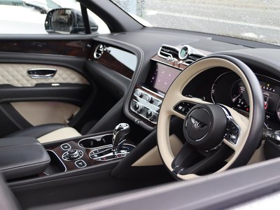 2021 Bentley BENTAYGA — миниатюра 71