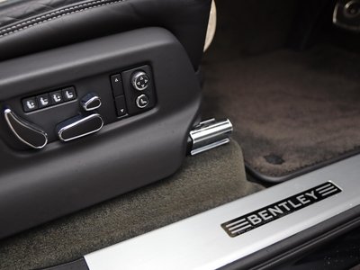 2021 Bentley BENTAYGA — миниатюра 31