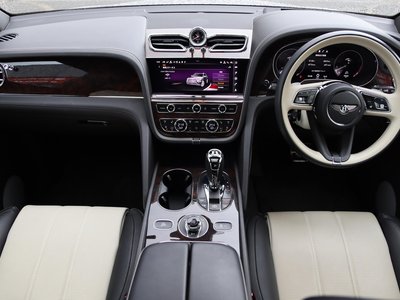 2021 Bentley BENTAYGA — миниатюра 20