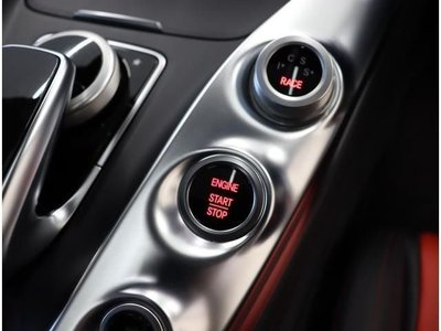 MERCEDES-BENZ GT AMG - 9