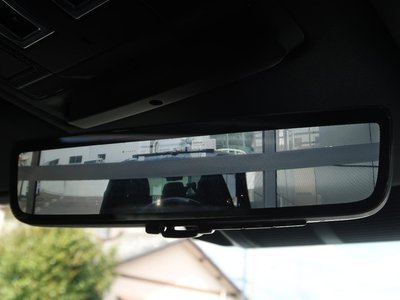 LAND ROVER DEFENDER - 4