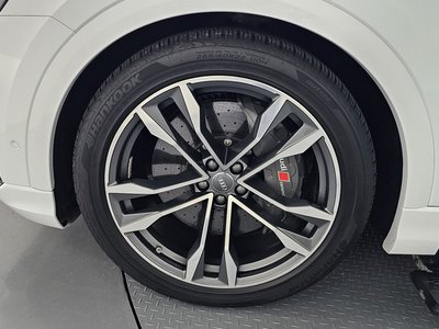 صورة 6 لـ 2021 AUDI SQ8