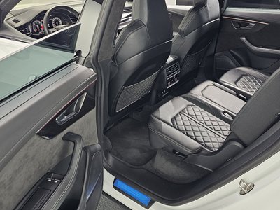 2021 AUDI SQ8 — миниатюра 12