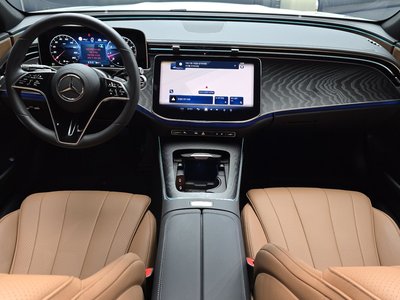 MERCEDES-BENZ E-CLASS - 5