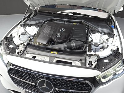 MERCEDES-BENZ E-CLASS - 7