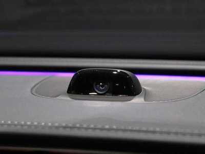 MERCEDES-BENZ E-CLASS - 9