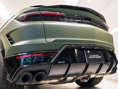 2026 Lamborghini URUS — фото 9