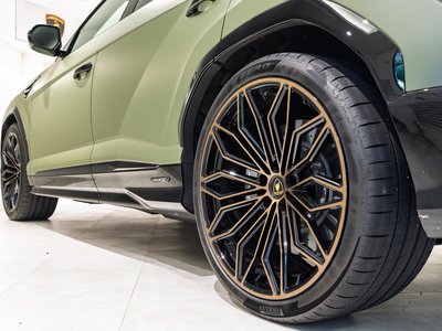 2026 Lamborghini URUS — миниатюра 13