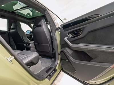 2026 Lamborghini URUS — миниатюра 21