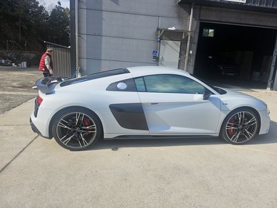 AUDI R8 - 3