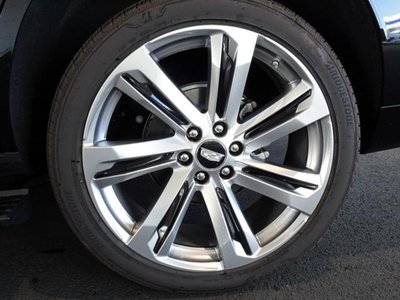 CADILLAC ESCALADE - 8