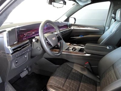 CADILLAC ESCALADE - 9