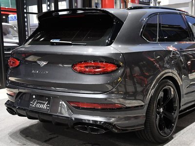 2023 Bentley BENTAYGA — миниатюра 17