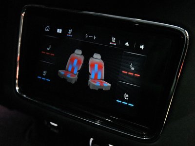 2023 Bentley BENTAYGA — миниатюра 47