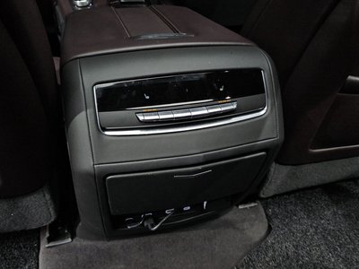 2022 Cadillac ESCALADE 5TH GENERATION — миниатюра 31
