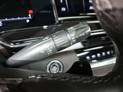 2022 Cadillac ESCALADE 5TH GENERATION — миниатюра 29