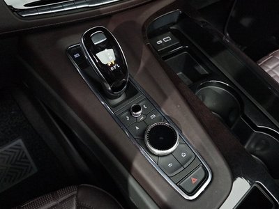 2022 Cadillac ESCALADE 5TH GENERATION — миниатюра 12