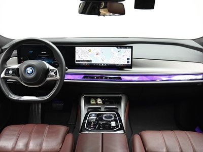 BMW I7 - 4