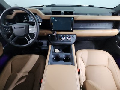 LAND ROVER DEFENDER - 5