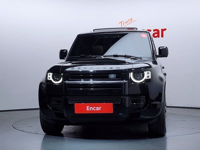 LAND ROVER DEFENDER - 2