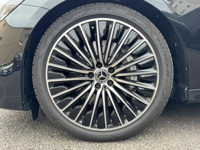 MERCEDES-BENZ E-CLASS - 8