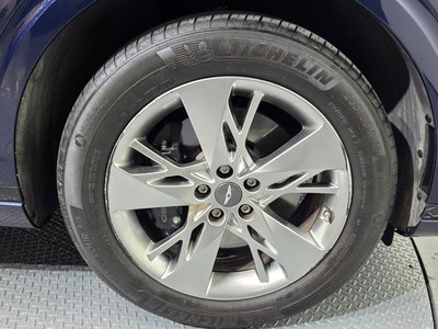 صورة 6 لـ 2021 Genesis GV70