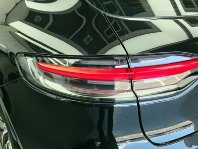PORSCHE MACAN - 10