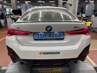 BMW I4 - 2