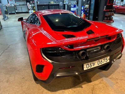 MCLAREN 675LT - 5