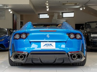 FERRARI 812 - 7