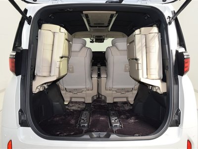 صورة مصغرة 40 لـ 2023 Toyota ALPHARD