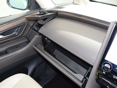 صورة مصغرة 30 لـ 2023 Toyota ALPHARD