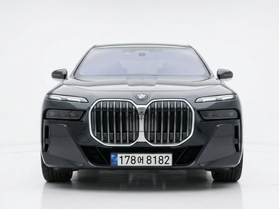 BMW 7 SERIES - 2