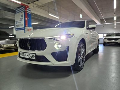 MASERATI LEVANTE