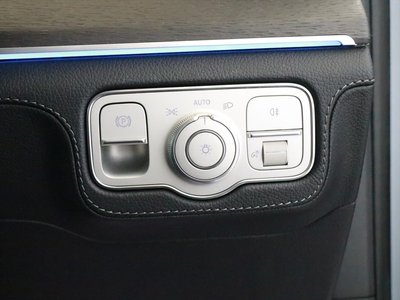 2024 Mercedes-BENZ GLE — миниатюра 30
