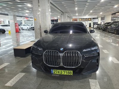 BMW 7 SERIES - 1