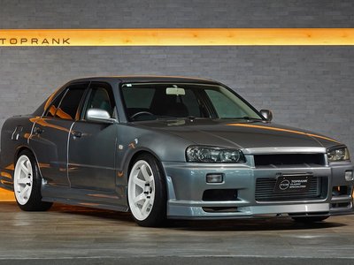 NISSAN SKYLINE - 10