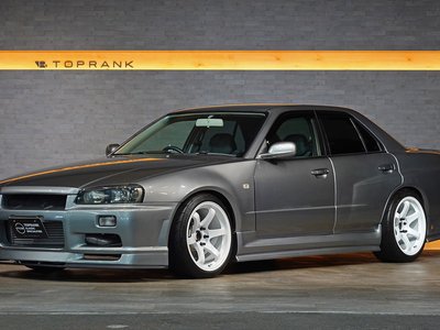 NISSAN SKYLINE