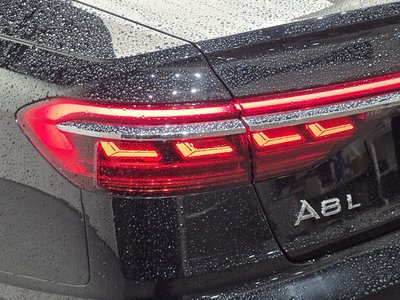 2021 AUDI A8 photo 10