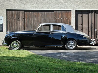 BENTLEY S2 STANDARD SALOON - 4