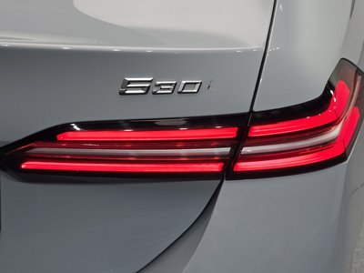 صورة 10 لـ 2024 BMW 5 SERIES