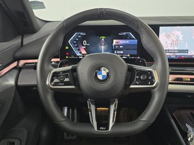 صورة مصغرة 20 لـ 2024 BMW 5 SERIES