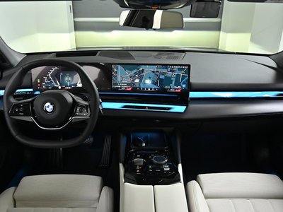 BMW 5 SERIES - 4