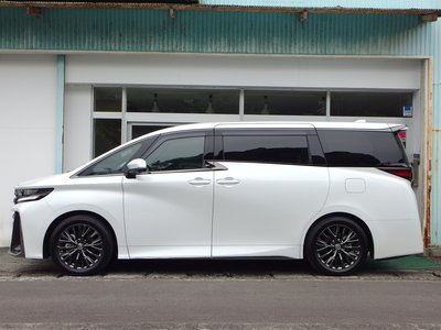 TOYOTA VELLFIRE - 3