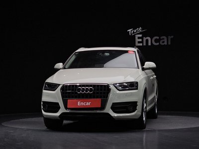 AUDI Q3 - 2