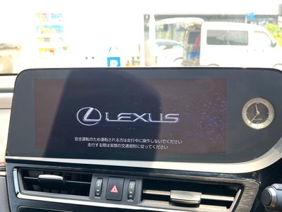 صورة 4 لـ 2022 Lexus ES
