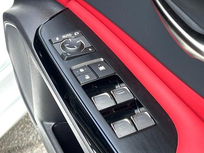 صورة مصغرة 45 لـ 2022 Lexus ES